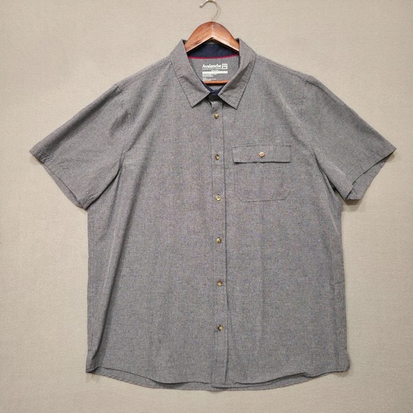 Avalanche Men's Gray Short Sleeve Button Up Shirt Size XL - Picture 1 of 6